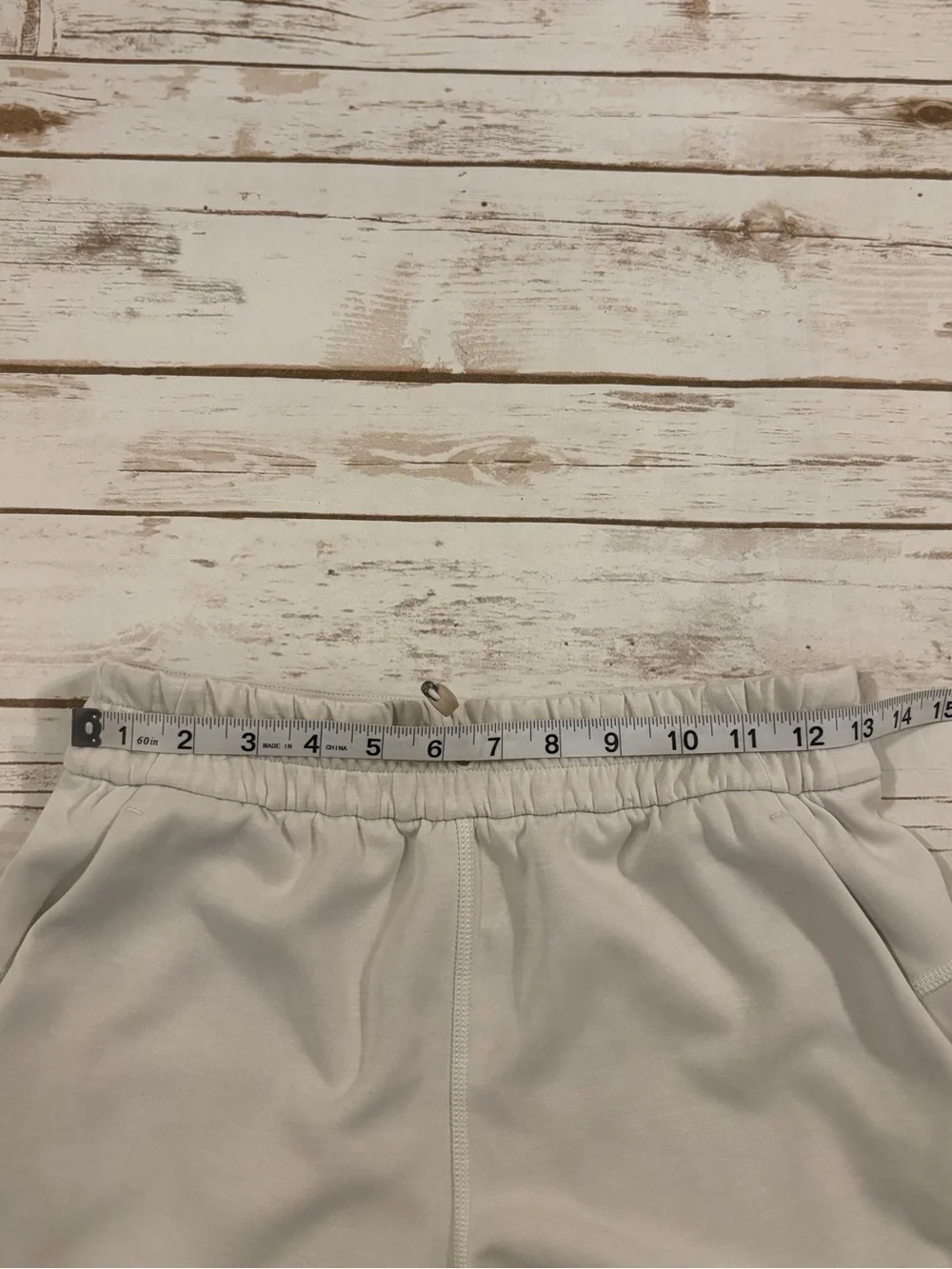 Lululemon Women’s Softstreme High-Rise Short 3.5